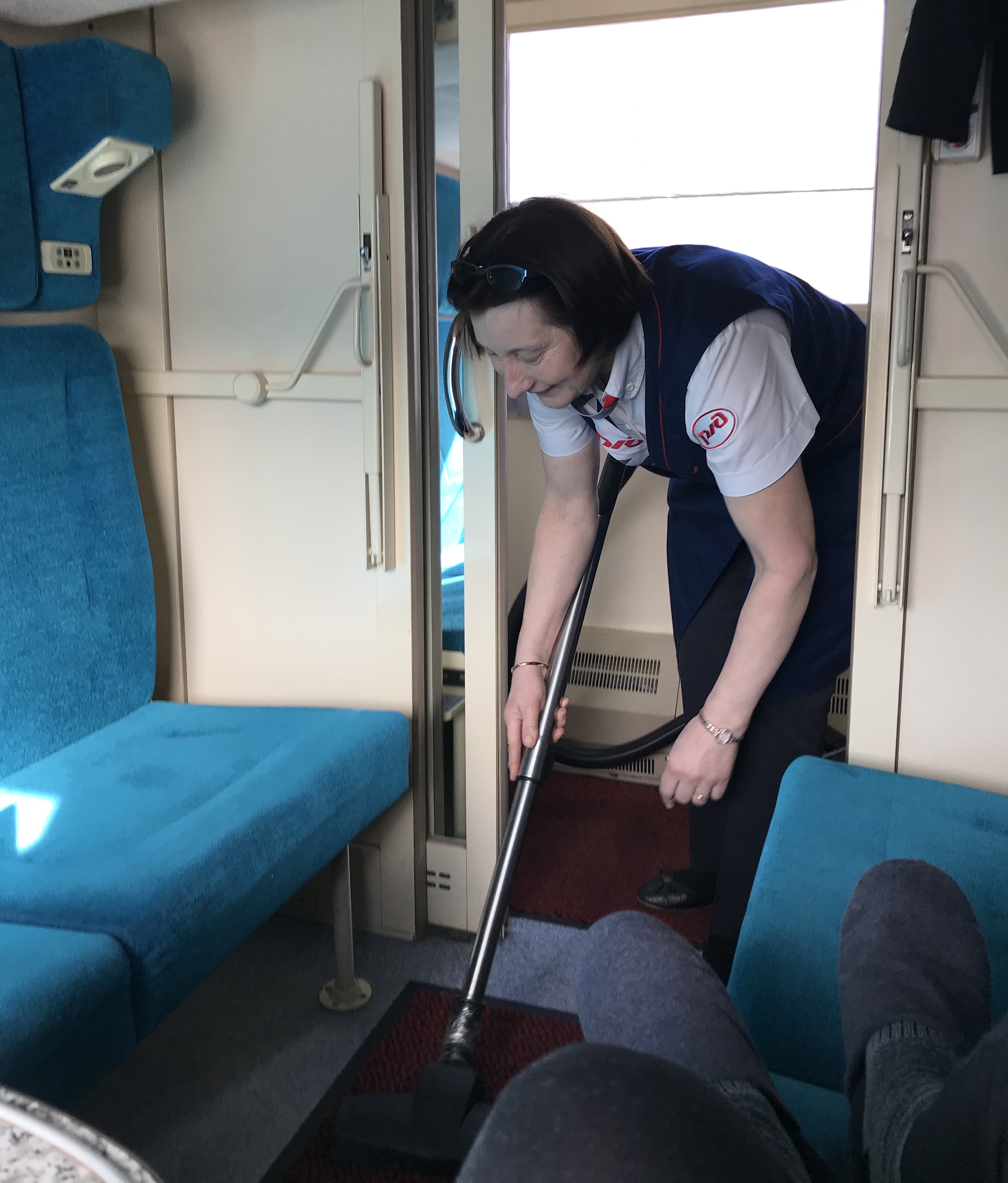 97961BC9-41EC-478D-B51E-5105B70335B5_1_201_a